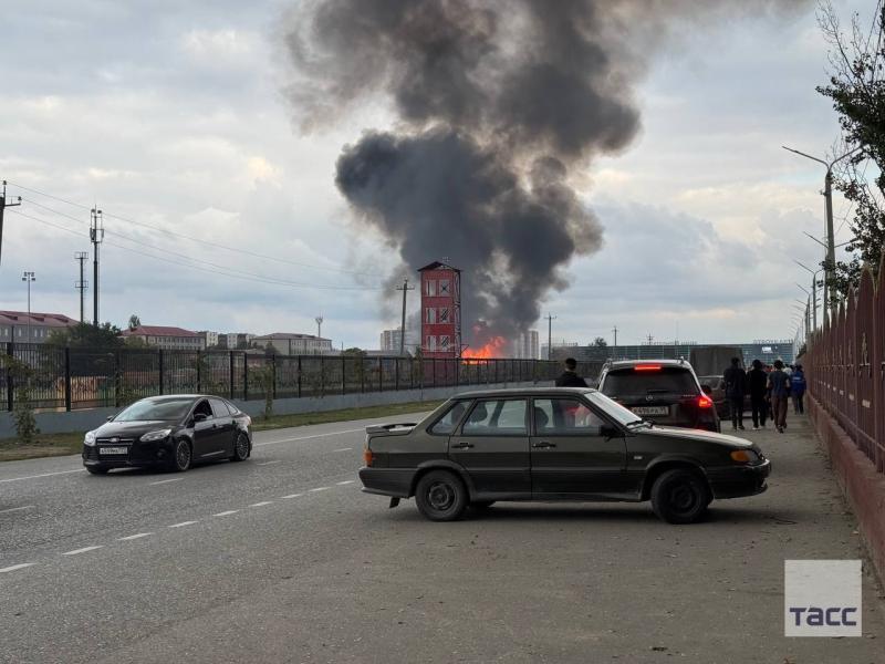 У Грозному на автозаправній станції сталася вибух цистерни з газом, внаслідок чого є постраждалі. Новини Еспресо.