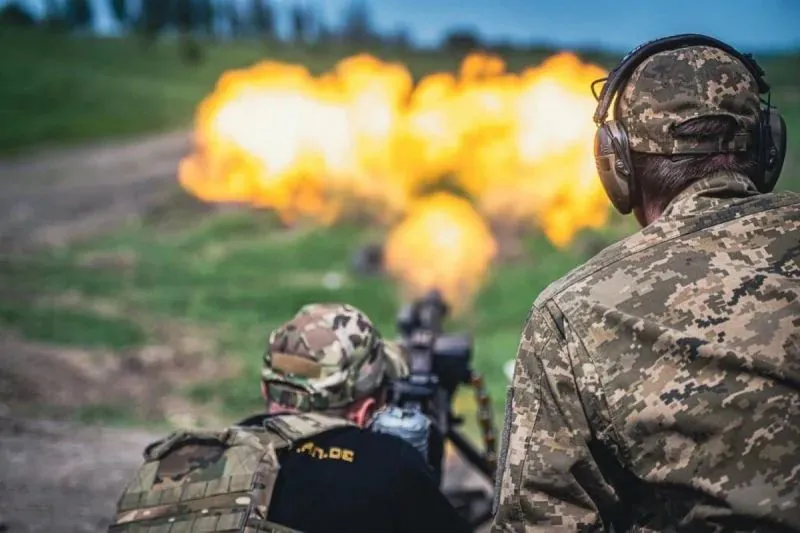 На передовій сталося 154 зіткнення: противник активно наступає в двох напрямках - Генеральний штаб | УНН