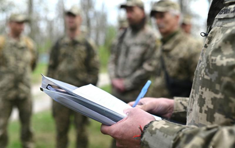 Міністерство оборони підтвердило факт стрілянини з участю співробітника територіального центру комплектування під Києвом.